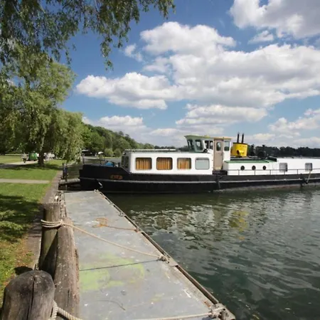 Elke Am Kurfürstensteg Apartment