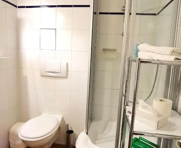 Elke Am Kurfuerstensteg Apartment