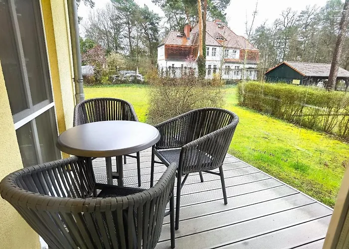 Elke Am Kurfürstensteg *