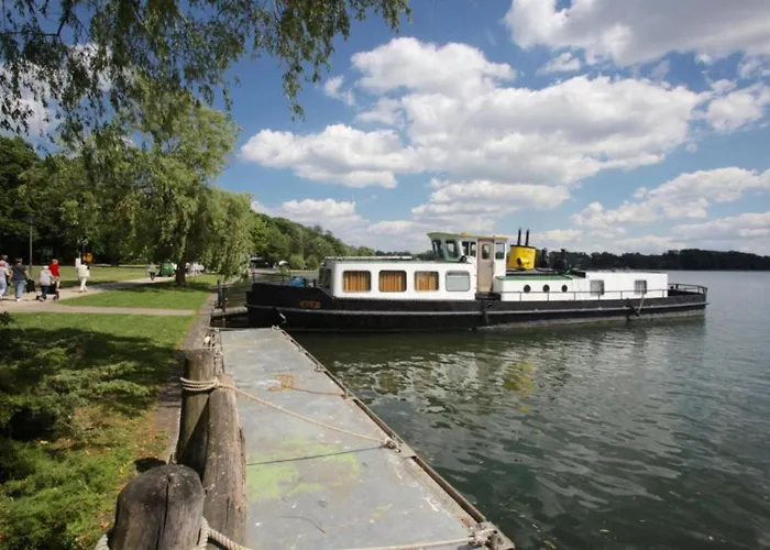 Elke Am Kurfuerstensteg Apartment